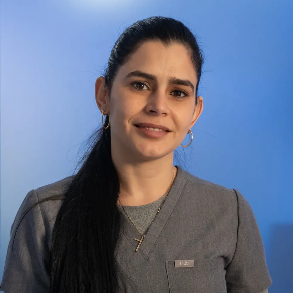 "Global Dentistry Group Dental Assistant Aday González