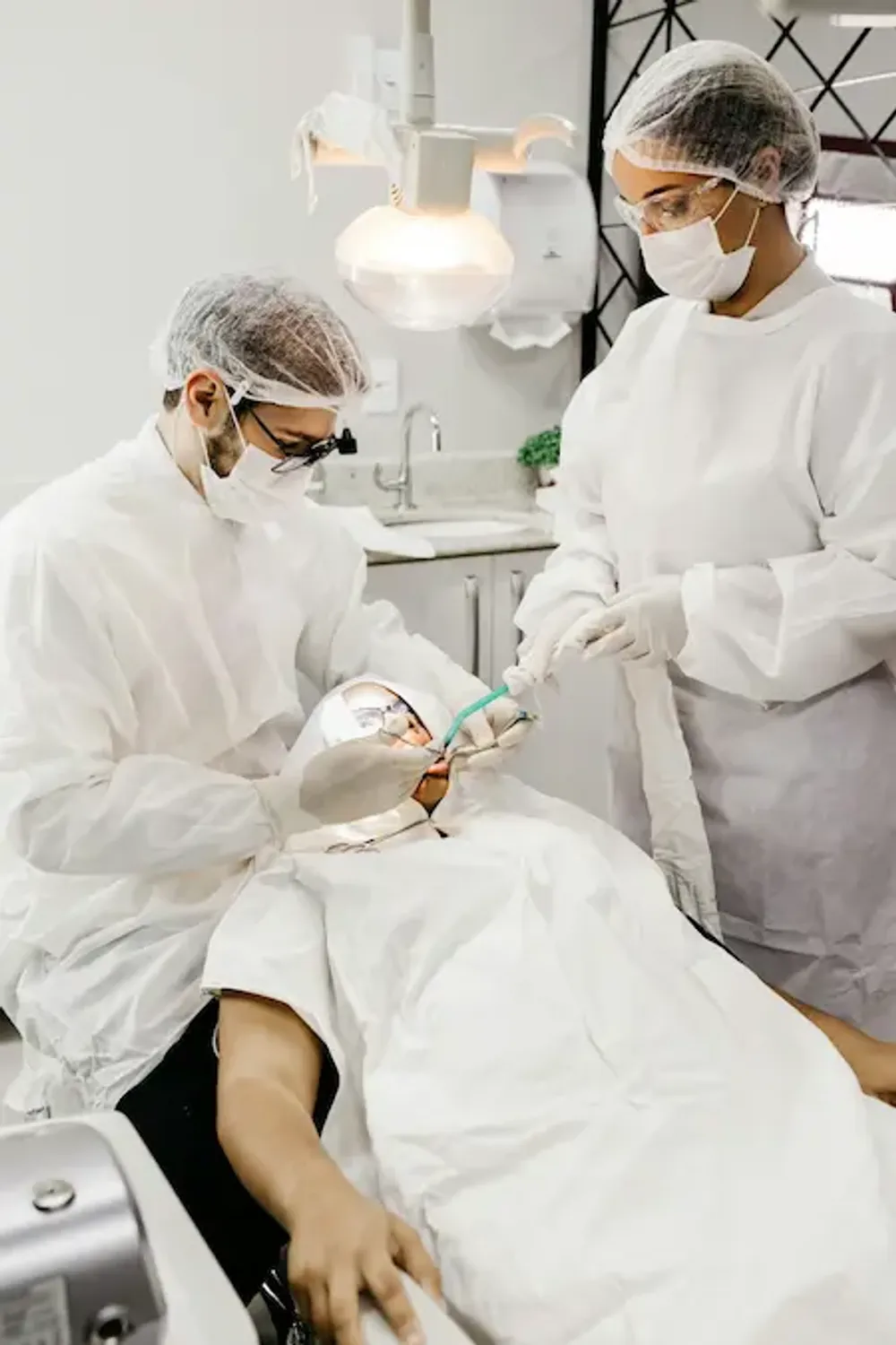Dental team working together during a patient’s treatment